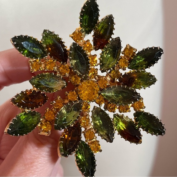 Vintage Antique Retro Juliana Oversized Crystal Amber Avocado Green Gold Brooch - Picture 11 of 12